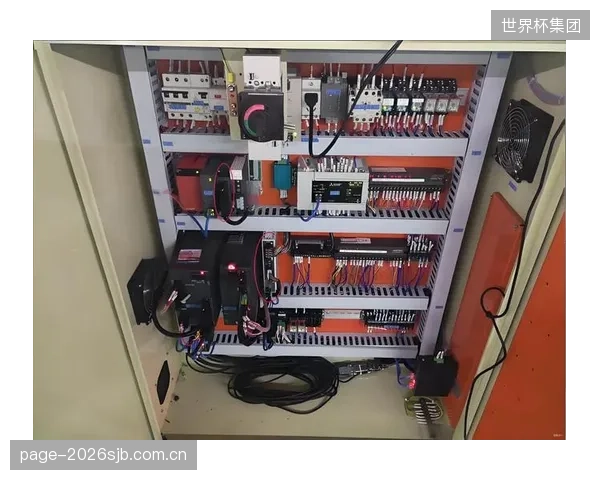上海“一兆韦德”百家门店的智能化改造，正利用MODBUSRTU协议优化电机扭矩反馈，以提升高端私教课程的续费率
